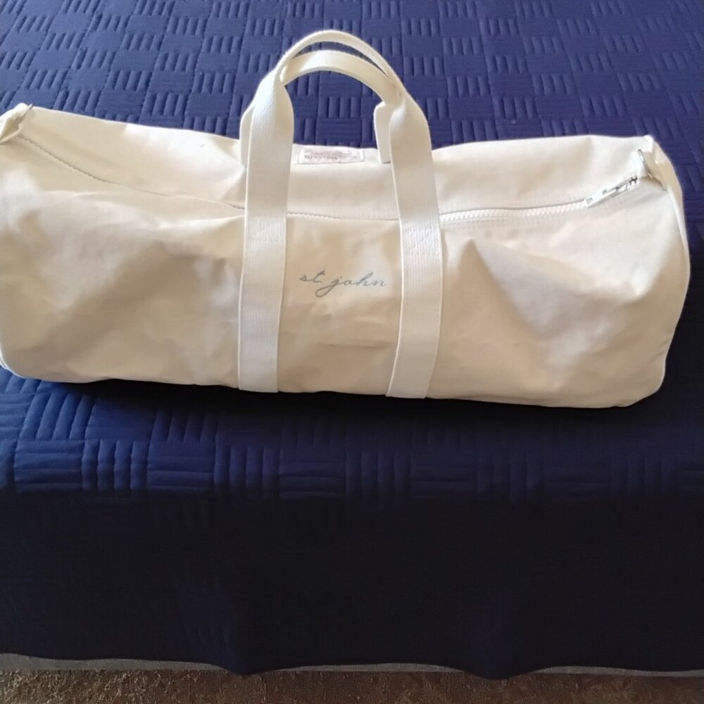 CANVAS DUFFLE BAG BY ST.JOHN